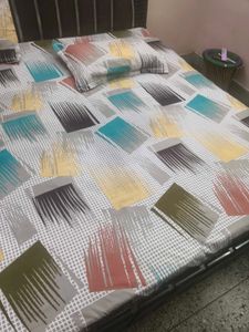 Abstract Print Double Bed Sheet Set