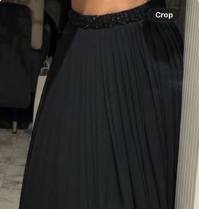Elegant Black Pleated Skirt