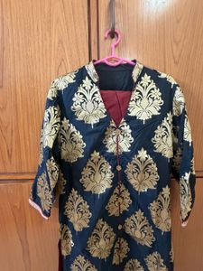 Banarsi Silk Black Print Kurta with Maroon