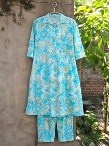 Blue Floral Print Kurta and Pant Set
