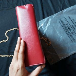 Elegant Sling Bag With Chain
