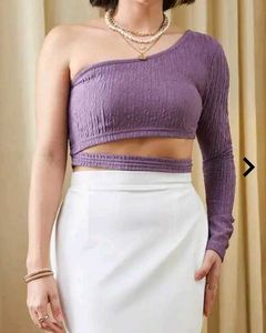 Chic One-Shoulder Crop Top