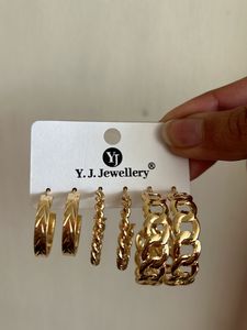 Classy Textured Earrings
