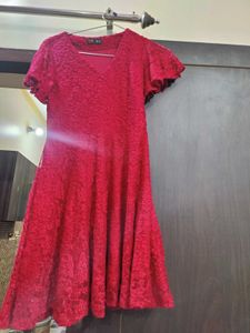 Chic Red Lace Dress