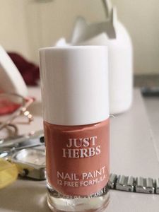 Nail Polish - Peachy Nude