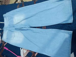 Light Wash Wide Leg Jeans