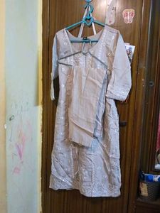 Elegant Embroidered Kurta Set