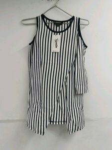 Women's Chic Striped Cold Shoulder Top