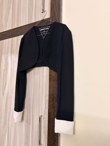 Chic Black Cropped Bolero Jacket