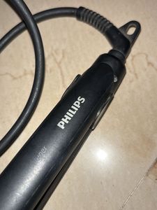 Philips hair straightener black colour