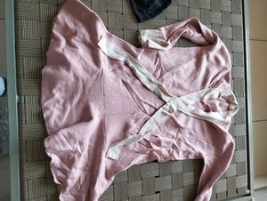 🔥grab fast girls new woolen top used once