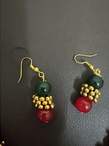 Traditional Red &amp; Green Beaded Necklace