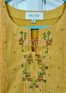 Very Pretty Yellow Suit Set