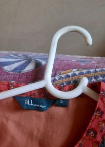 ALL brand Beautiful Coral Printed Kurti