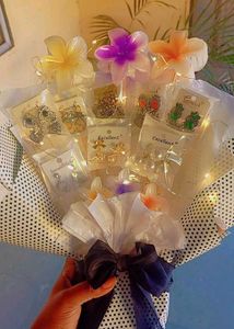 Trendy Jewelry &amp; Hair Accessories Bouquet