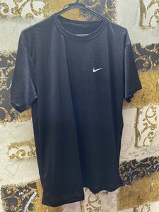 New Black Tshirt (Quick Drying & Breathable Fabric)Dryfit T-shirt For Men’s Black XL
