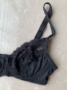 M&amp;S Lace Trim Black Bra