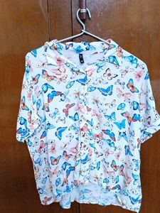 Butterfly Print Top + 1 🦋