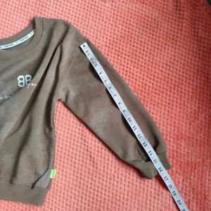 Stylish Graphic Sweatshirt for Him