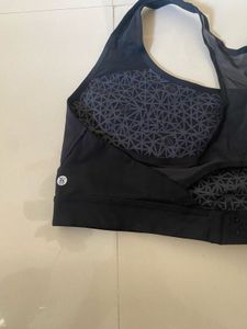 Comfortable Black Sports Bra