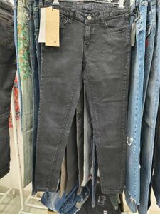 Stylish Gray Skinny Jeans