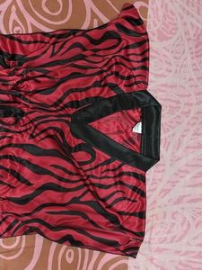 Women's Red &amp; Black Zebra Print Nightgown