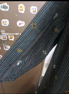 Elegant Striped Kurta with Embroidered Motifs