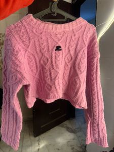 pink sweater