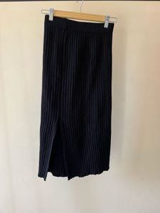 Ribbed Knit Midi Skirt