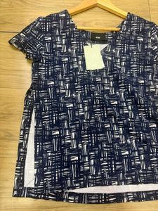 H&amp;M Navy &amp; White Abstract Print Top