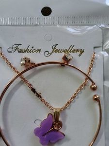 Cute Butterfly Necklace &amp; Bracelet Set