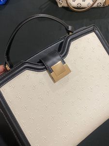 Elegant Handbag