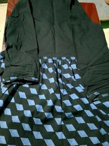 Black &amp; Blue Printed Maxi Dress