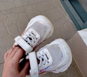 Cutewalk by Baby Hug velcro Shoes