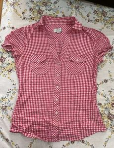 Cute Pink Gingham Button-Up Shirt
