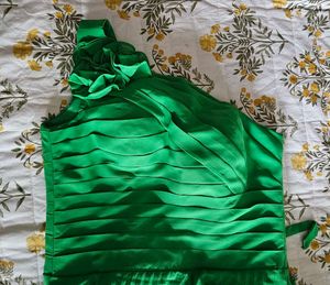 Stunning One-Shoulder Pleated Green Dress