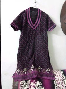 Vintage Purple & Black Patterned Kurti