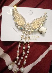 Elegant Pearl Wing Hair Clip