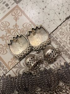 Oxidized Silver Lotus Choker Set