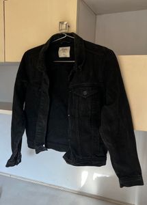 People - Classic Black Denim Jacket