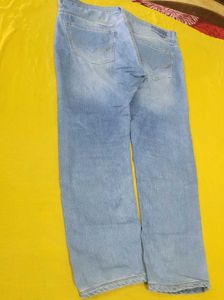 Classic Light Wash Denim Jeans for Men