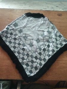 Chic Black and White Poncho