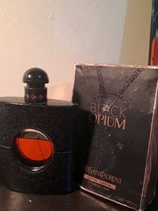 Yves Saint Laurent Black Opium Perfume