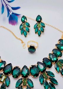Emerald Crystal Jewellery Set