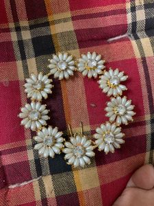 Vintage Pearl Flower  accessories