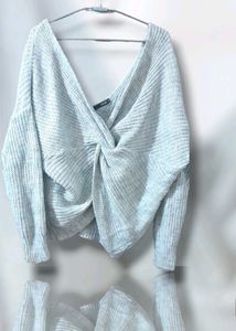 DIFFERENT STYLE SWEATER
