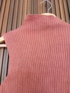 Sleeveless Mock Neck Ribbed Top