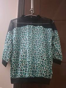 Stylish Leopard Print Mesh Top