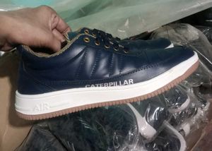 NEW NO USED CASUAL SHOES,