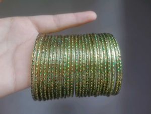 Beautiful Green Bangles Set
